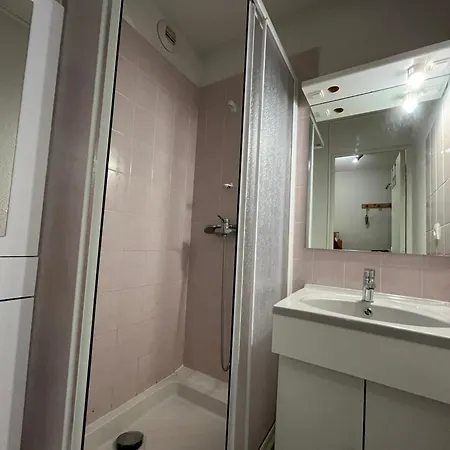 Διαμέρισμα Joli T2 Au Pied Des Pistes Avec Garage Et Balcon - Fr-1-165a-138