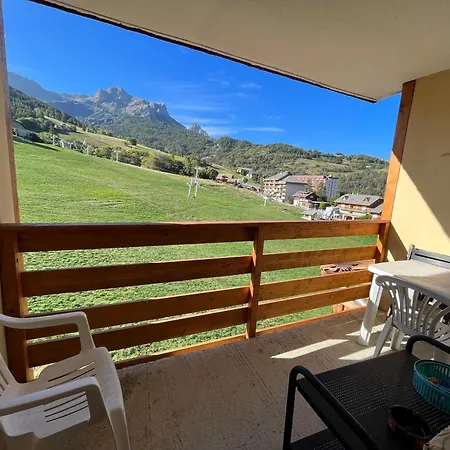 Διαμέρισμα Joli T2 Au Pied Des Pistes Avec Garage Et Balcon - Fr-1-165a-138 Enchastrayes
